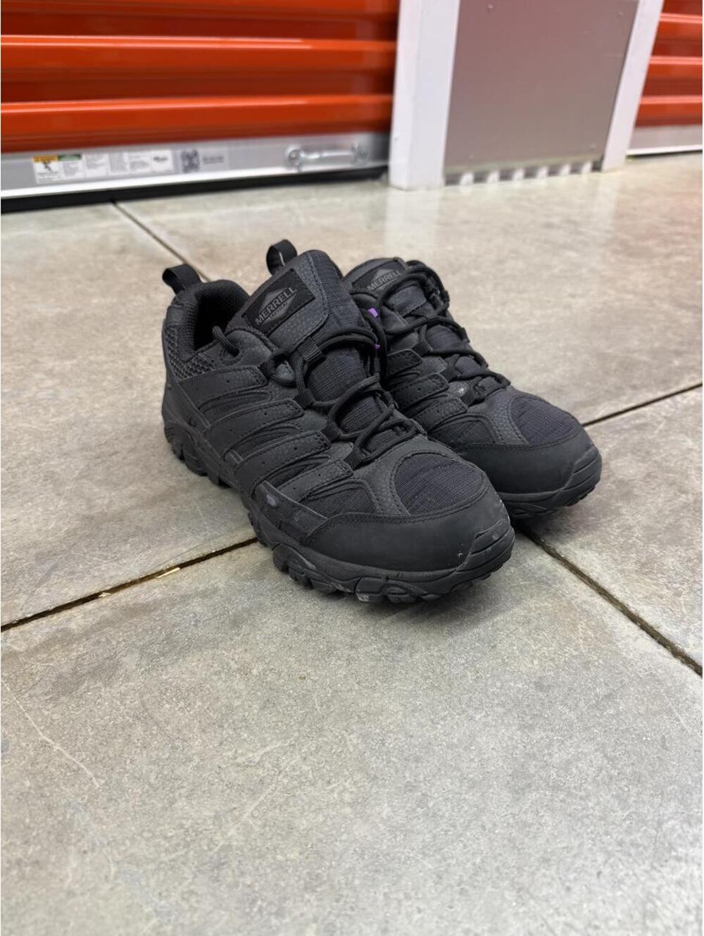 merrell moab 2 tactical black hiking shoes size 9 MENS